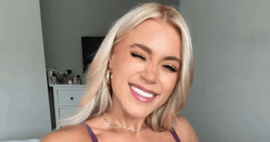 Elle Brooke
