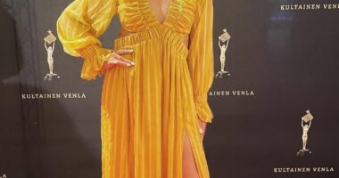 jenni poikelus perhe