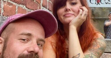 mikko pelttari vaimo